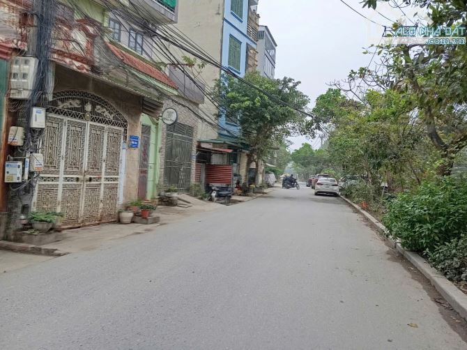 Lô Góc mặt ngõ 908 Kim Giang ô tô tránh cạnh The Manor 70m2 chỉ 13.x tỷ. - 2