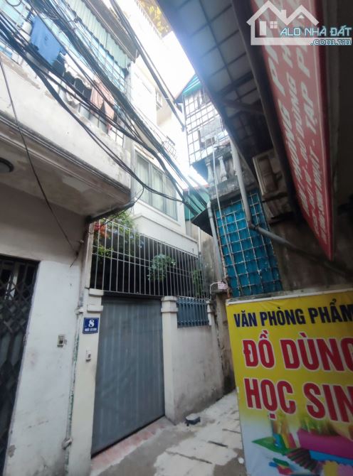 Bán đất tặng nhà 2 tầng diện tích 77m2, MT 10m, gần phố, ngõ thông, xây ccmn hết ý. - 2