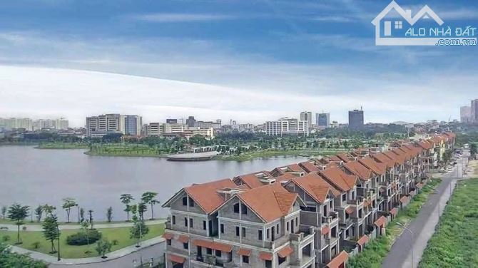 Chuyển hướng kinh doanh nên cần bán nhanh căn biệt thự 3,5 tầng tại khu biệt thự DABACO ( - 2
