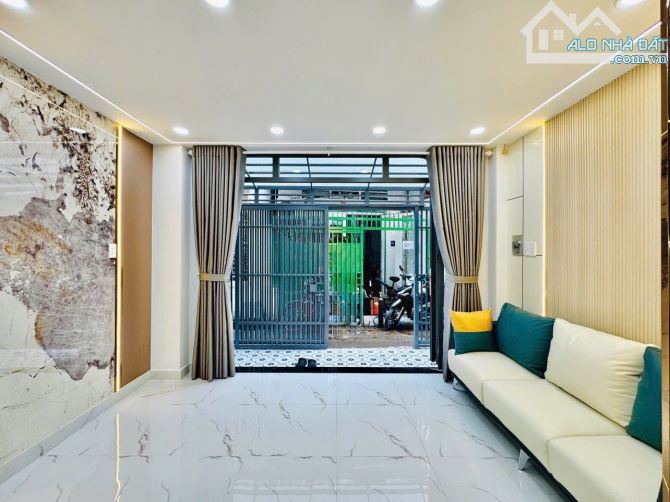 NHÀ MỚI CÁCH MT 15m TRUNG TÂM PHÚ NHUẬN NGAY HUỲNH VĂN BÁNH 4T6 - 2