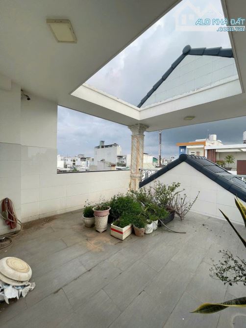 Bán nhà ngay Lê Văn Quới, hẻm thông oto đỗ cửa, 65m2 4 tầng, tặng nội thất. 6tỷ nhỉnh - 2