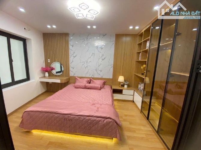Phố Nguyễn Cao 25mx4tầng nhà đẹp full nội thất ô tô đỗ cửa chỉ 5,5tỷ - 2