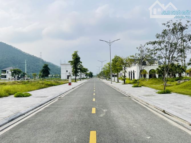 Bán đất nền khu đô thị gần Vin Long An giá chỉ 20 tr/m2 - 2
