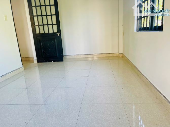 NHÀ GÁC LỬNG 2 MẶT THOÁNG – NGAY UBND & TRƯỜNG HỌC HƯƠNG VINH – CHỈ 1,69 TỶ - 2