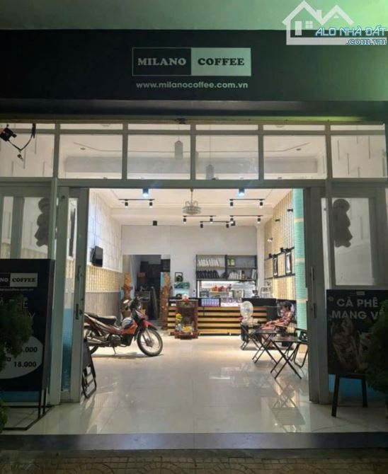 Bán Hotel 1 trệt 2 tầng 212m2 giá 1 TỶ 050 triệu ở Tân Thạnh Đông - 2