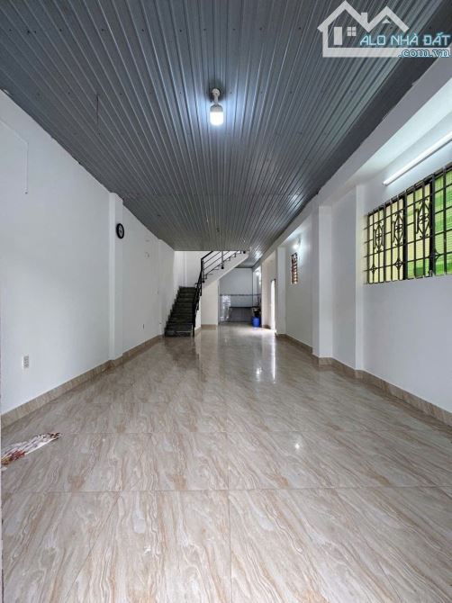 GIẢM SỐC 500TR - CHỈ CÒN 4.3TỶ - MẶT TIỀN ĐS8 LINH TRUNG THỦ ĐỨC - DT 52M2 - HXH. - 2