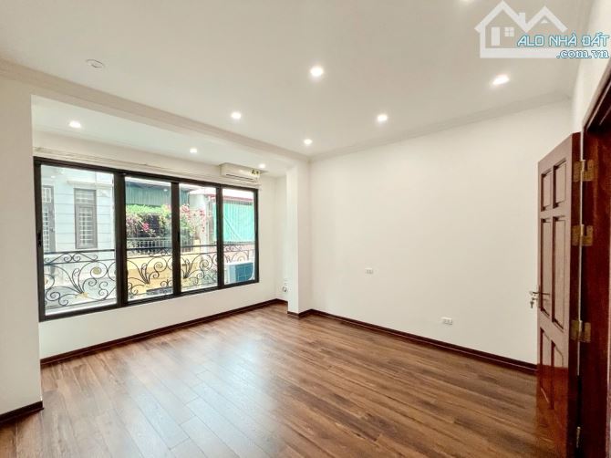Nhà Đẹp Cổ Nhuế - Ngõ Thông - Gần Mặt Phố - 50m2 - 4 Tầng, 4 Ngủ - Tiện Ích Ngập Tràn - 2