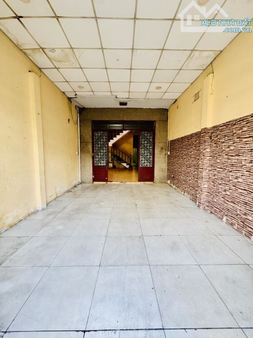 A055 - NGAY CHỢ LK 5-6, DIỆN TÍCH KHỦNG, NGANG 4.4X30M, 2 TẦNG, CHỈ 6 TỶ 1 - 2