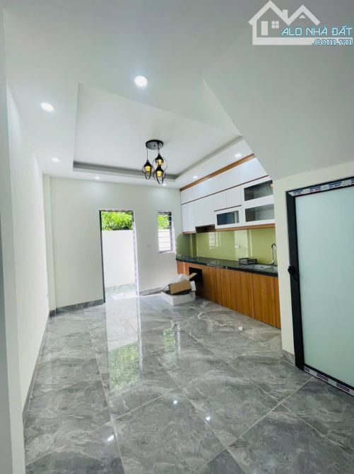 Nhà 4 tầng ô tô đỗ cửa ngày đêm-Căn này cực hiếm-Cần bán nhanh trong tuần-Giá cực tốt - 2