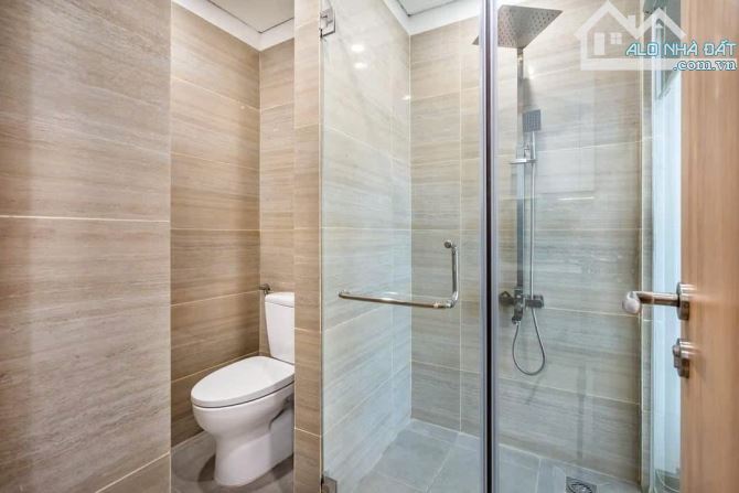 Căn hộ mới - sạch sẽ ngay quận 1, cửa sổ lớn đón nắng, gần UEH, đại học Hoa Sen, quận 4 - 2