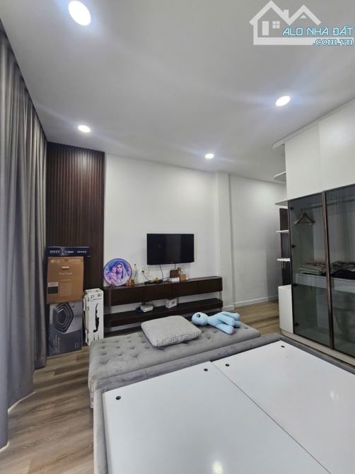 ĐỊNH CƯ Bán Nhà Đẹp 4 Tầng Xe Hơi Thông Phan Đăng Lưu, 38m2, 7.3 Tỷ - 2