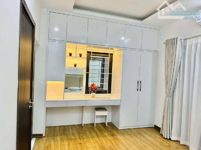 Ngõ Nông, Thông, Thang máy, full đồ - ngõ 639 Hoàng Hoa Thám 34.5 m2, 5 tầng, 3 ngủ, 9.2tỷ - 2