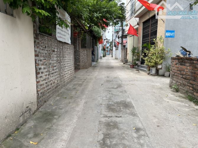 BÁN ĐẤT NAM HỒNG- ĐÔNG ANH- MẶT TIỀN 6M- GẦN HỒ ĐIỀU HÒA- MÊ LINH PLAZA- GIÁ CHỈ 3,05 TỶ - 2
