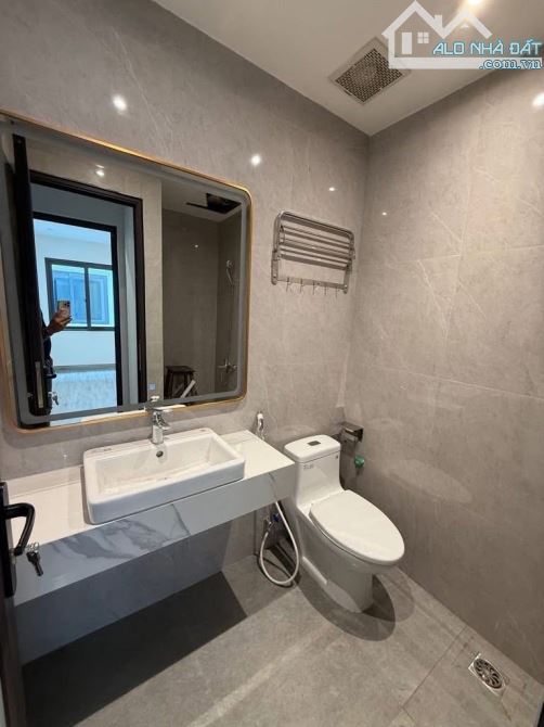 HIẾM QUÁ -Ô TÔ 16CHỖ-30.5M 3PN CHỈ 4.19TỶ-P.CỰ KHỐI - 2