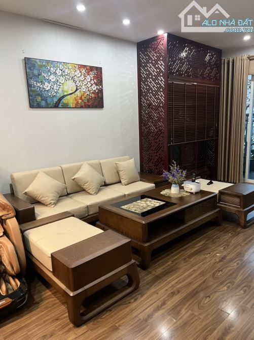 Bán căn hộ diện tích lớn 139m ở chung cư Huyndai Hillstate- Tô Hiệu- Hà Đông, giá 9.28 tỷ - 2