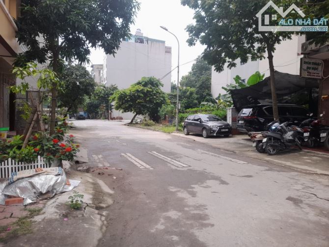 ĐẤT BIÊN GIANG ĐƯỜNG THÔNG ÔTÔ 70M NHỈNH 5 TỶ - 2