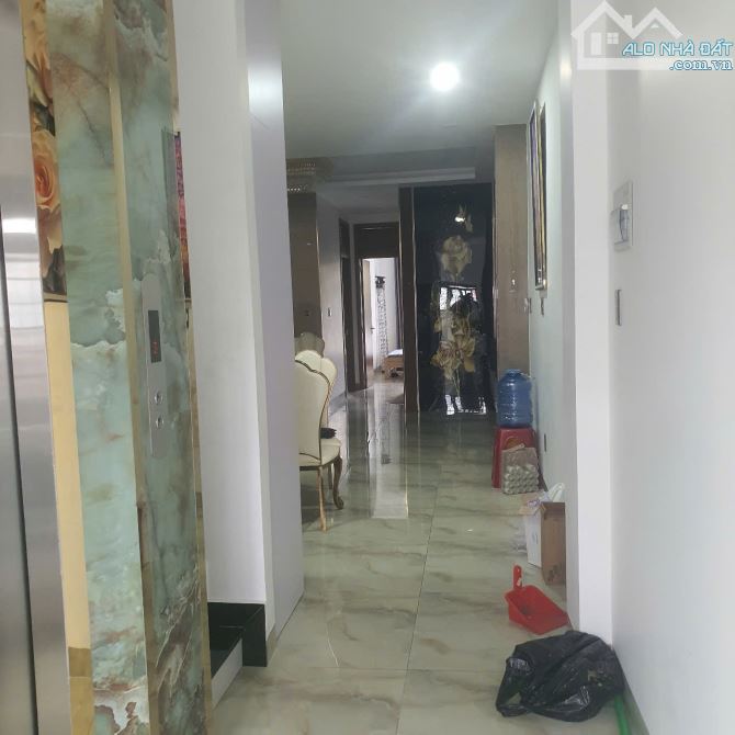BÁN NHÀ NGUYÊN CĂN MẶT TIỀN NGUYỄN ĐÌNH CHIỂU P9 ĐÀ LẠT - 500M2 - 2