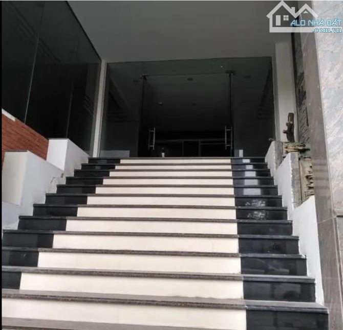 Bán gấp tòa nhà mặt phố Đồng Me 120m2 x 8 Tầng chính chủ vị trí siêu đẹp, đầu tư sinh lời - 2