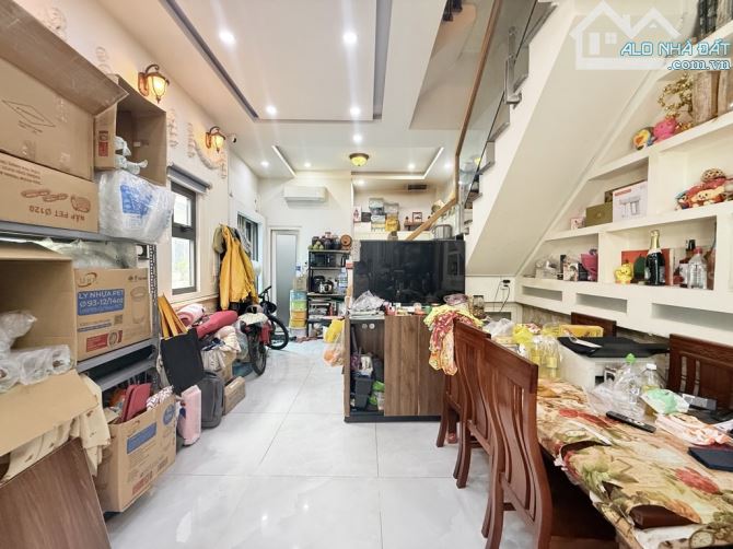 BÁN NHÀ MỚI - 4X10M - LÔ GÓC - 2 MẶT THOÁNG - HXH - 4 TẦNG, THỐNG NHẤT P15 GÒ VẤP, 5.3 TÝ - 2