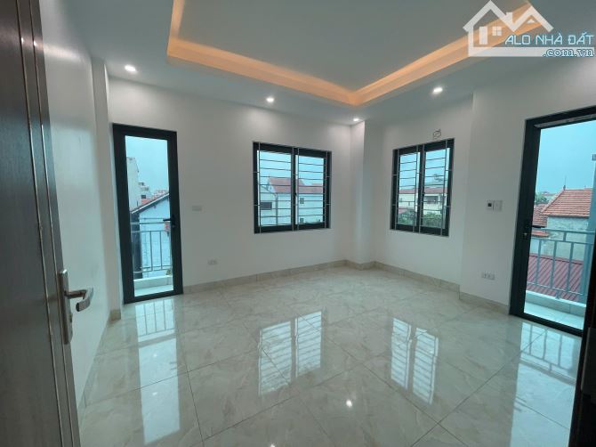 Hiếm!!!! Thượng Cát Nhà Mới 5 Tầng Lô Góc Thang Máy Oto VF3  43m2x5TxMT4m Chỉ 5.85 tỷ - 2