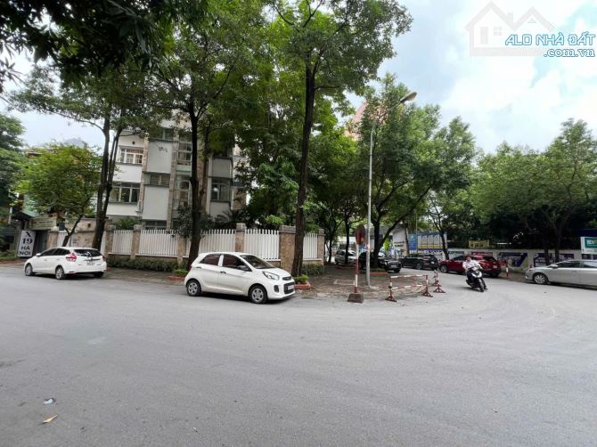 BÁN BIỆT THỰ ĐƠN LẬP KĐT NGHĨA ĐÔ (PHÍA ĐẦU STARLAKE) 400M2, MT18M, GIÁ BÁN 178TỶ - 2