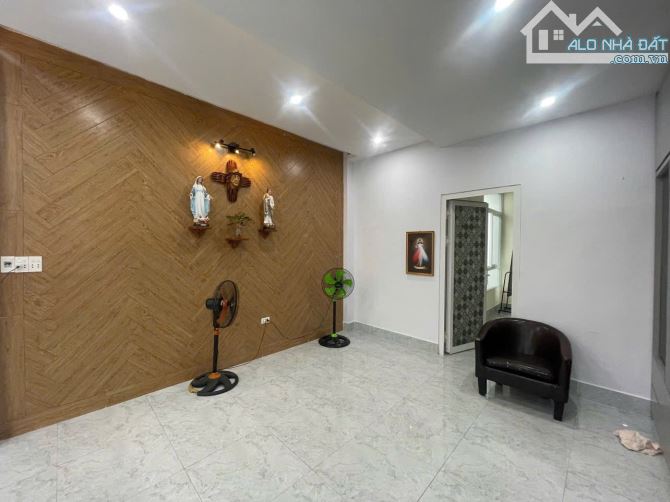 BÁN NHÀ 1 TRỆT 1 LẦU 84m2 gần chợ Tân Lập – P. TAM HIỆP - 2