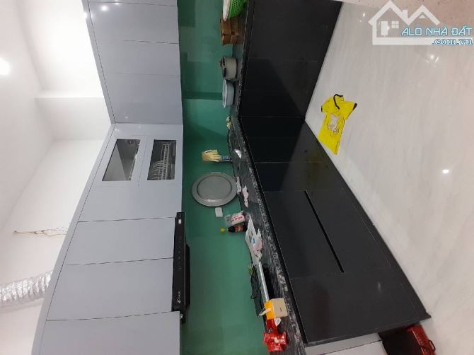 Mậu Lương 40m mt6m 5 tầng thang máy gần phố, ngõ to, di chuyển thuận tiện - 2