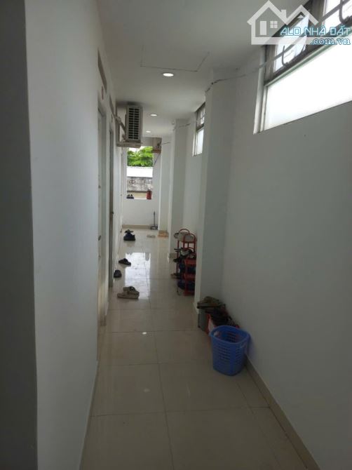 Dương Quảng Hàm P5 Gò Vấp, kế Emart, DT 160m2(6/8,3x24m) 32P 6 tầng thang máy, giá 25 tỷ - 2