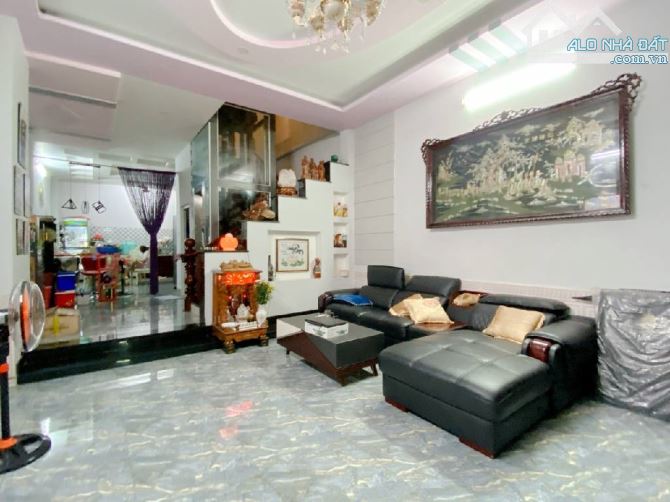 Bán Nhà Riêng đẹp Hẻm 5m Xe hơi ngủ trong nhà, QUANG TRUNG P11 80m2 NGANG nhà 5m - 2