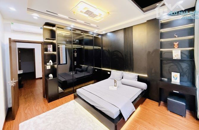 10 TỶ-46M-5TẦNG-MT4M- OTO VÀO NHÀ - PHỐ PHƯƠNG MAI - ĐỐNG ĐA - CỰC HIẾM. - 2