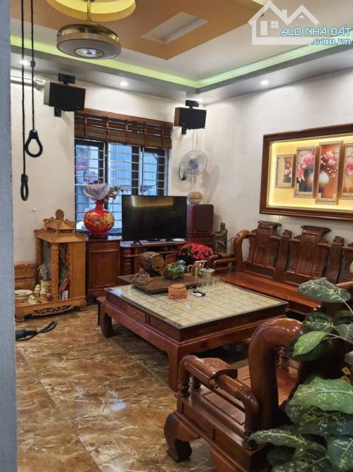 Nhà 4 tầng đẹp long lanh, Trung tâm Phú Thị Gia Lâm, Ô tô tránh vòng quanh, 79.8m chỉ 10.3 - 2