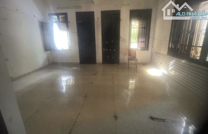 Bán gấp-Nhà Đống Đa-50m2- Mặt 6m-Ô tô tránh-KD- 18.9tỷ - 2