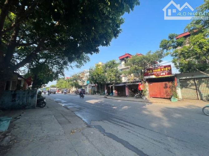 Mặt phố, Kinh doanh bất chấp mọi loại hình, Đất đẹp Dương Xá 112m Chỉ 20 tỷ - 2