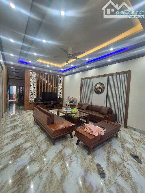 🛖: Bán nhà 4 tầng chung cư lương quán, nam sơn, DT 112m, Đường 12m 💸: 5,2 tỷ (02) - 2