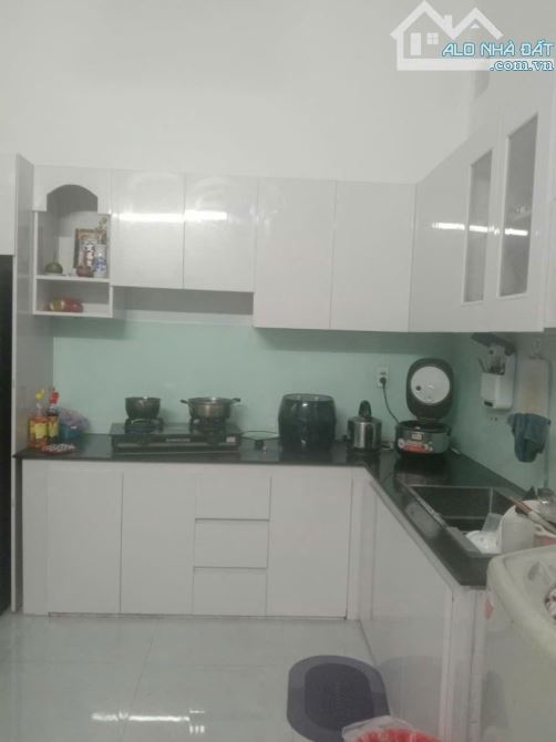 Bán nhà 2 Tầng MẶT TIÊN kinh doanh gần Nguyễn Thị Minh Khai, giá rẻ - 2