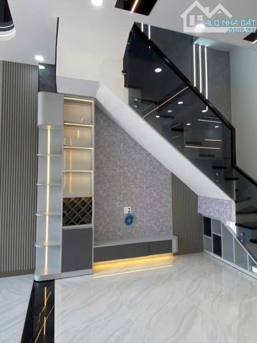 NHÀ Ở NGAY, 60M2 ( 5x12 ), ĐƯỜNG 13M, VỈA HÈ– KDC PHÚC ĐẠT, DĨ AN- HƠN 4 ĐỒNG TL - 2