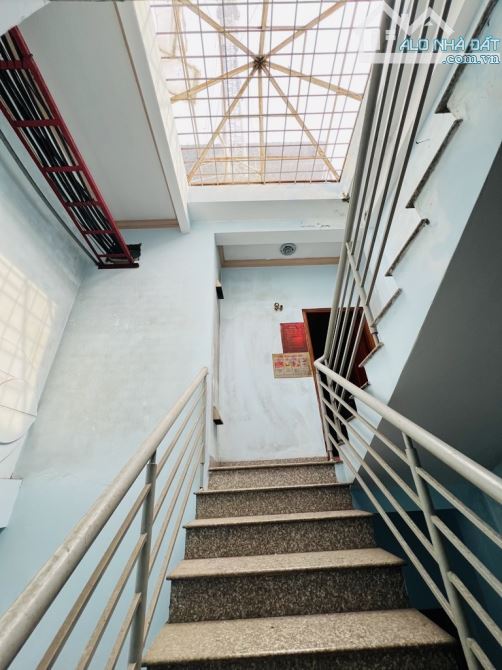 Bán nhà Hương Lộ 2, Ngã tư Bốn Xã, 4X19M, 4 tầng, Tương lai ra mặt tiền. - 2