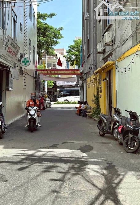 Gấp- nhà kiệt ô tô Nguyễn Tri Phương – thông Nguyễn Văn Linh, Đà nẵng. Nhỉnh 4 tỷ - 3