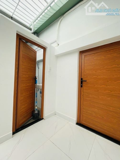 CHDV CAO CẤP – 14 PHÒNG – DÒNG TIỀN GẦN 70TR/THÁNG - HXT ĐS 2, P.16, GÒ VẤP - CHỈ 11.3 TỶ - 3