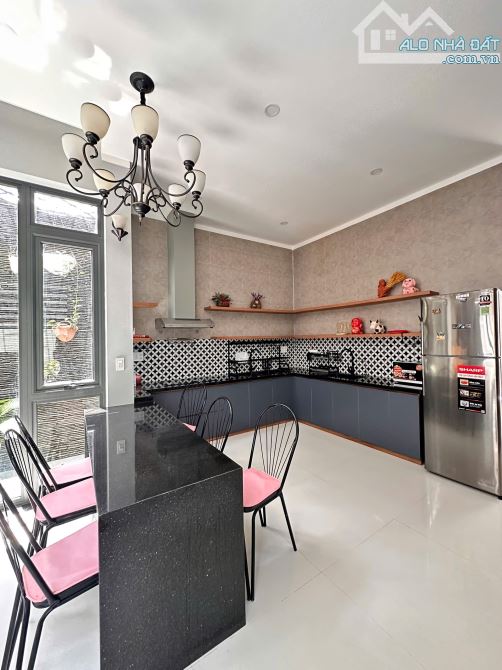 💥Nhà siêu dễ thương hẻm Nguyễn Hữu Thấu - 8 x 14m - 3.750 tỷ - 3
