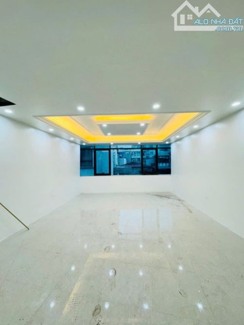 Nhà Mặt phố Khâm Thiên Đống Đa 83m2 5 tầng mặt tiền 4.1m - 3