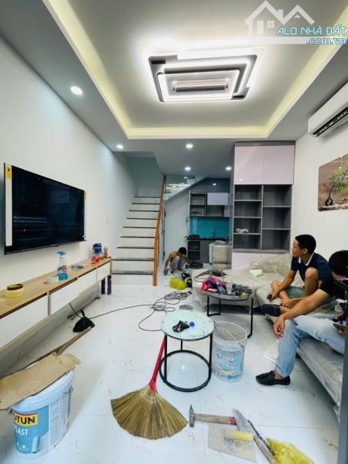 BÁN NHÀ TRẦN KHẮC CHÂN, TÂN ĐỊNH, QUẬN 1, 24M2, 2 TẦNG(2PN) CHỈ 4.68 TỶ - 3