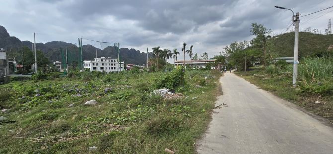 Bán đất đường QL 18 - đường Nguyễn Đức Cảnh, Quang Hanh, Cẩm Phả, Quảng Ninh, 1800m, MT - 3