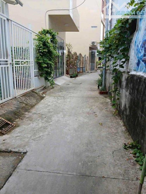 Cho thuê nhà 3 tầng đường Mậu Thân nối dài 7 triệu - 3