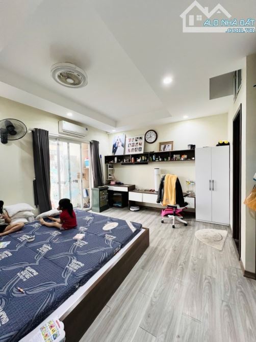 Bán Chung Cư Pháp Vân, Bến xe Nước Ngầm– Lô Góc – 82m – Giá 4.5 tỷ