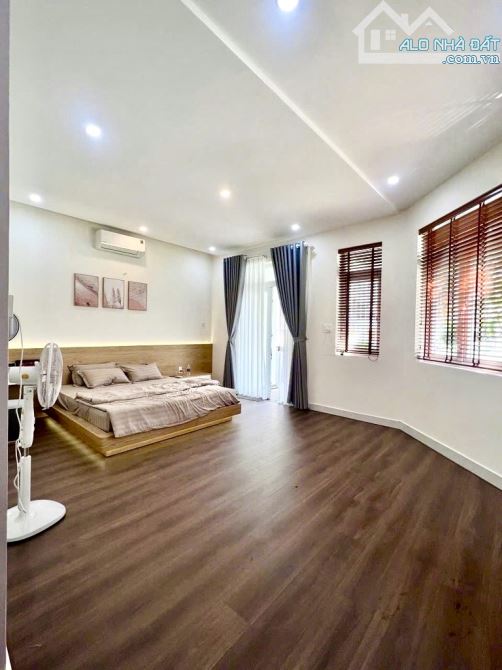 🔴❗️Căn góc 3 tầng hẻm oto FULL NỘI THẤT ngay NGUYỄN THỊ ĐẶNG, TTH_ Q12 - 80m2 - 💰 5,68Tỷ - 3