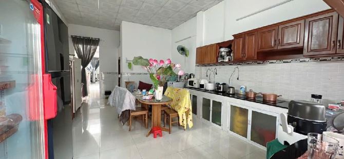 Bán nhà c4 165m2 đường Ấp Mỹ Hòa 3 Hóc Môn.Dt:5m*33m đường 8m chủ gửi bán 6,5tỶHR - 3