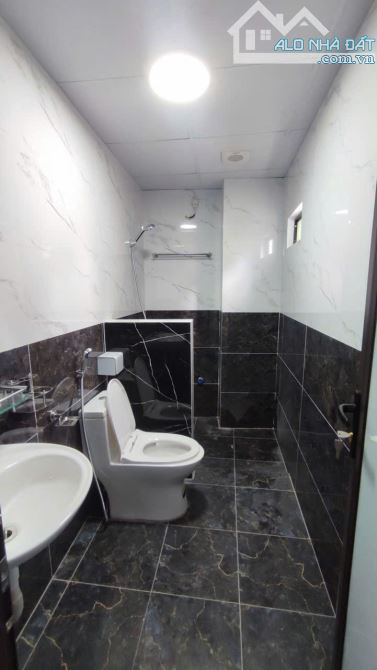 Cho thuê phòng trọ phố Dương Quảng Hàm - Quan Hoa - Cầu Giấy - 3