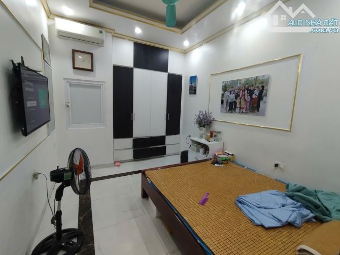 Bán nhà Đông Quan 44m 5 tầng giá 17.8 tỷ - 3