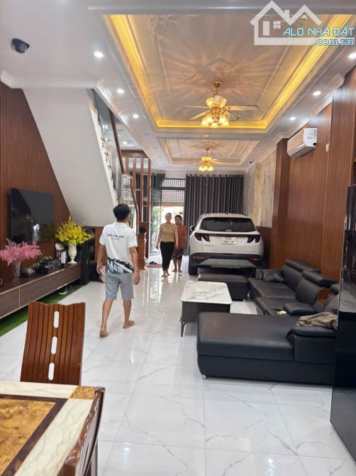 Nhà 1/ Đường Bình Thành - gần Nguyễn Thị Tú, Ngã 4 Gò Mây(5m*16m- 3 lầu- 5ty750 TL) hẻm 7m - 3